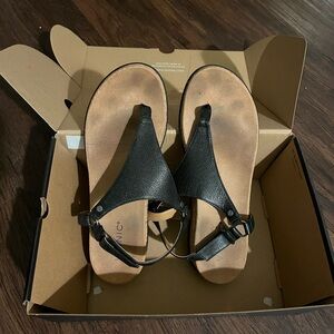 Vionic Black Leather Sandals